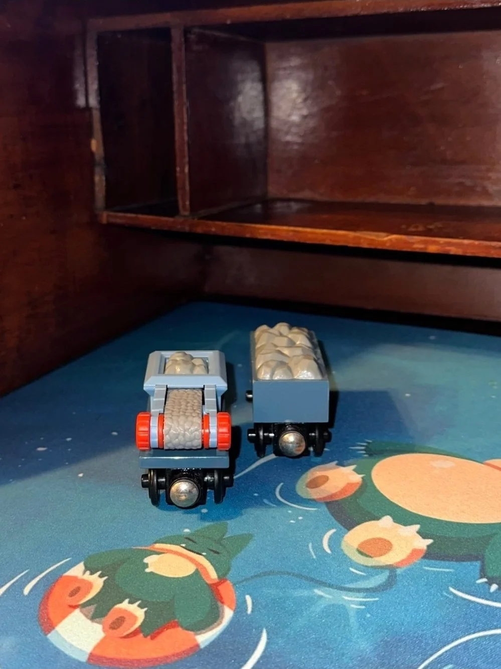 Thomas & Friends - Sodor Center Island Quarry Conveyor Belt and Boulder Car 2003